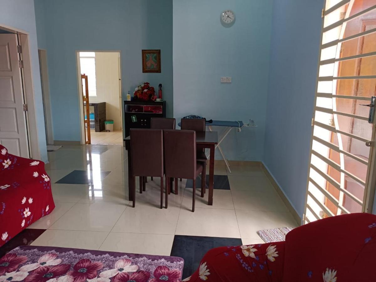 Bj Villa Homestay Kuala Terengganu Exterior photo